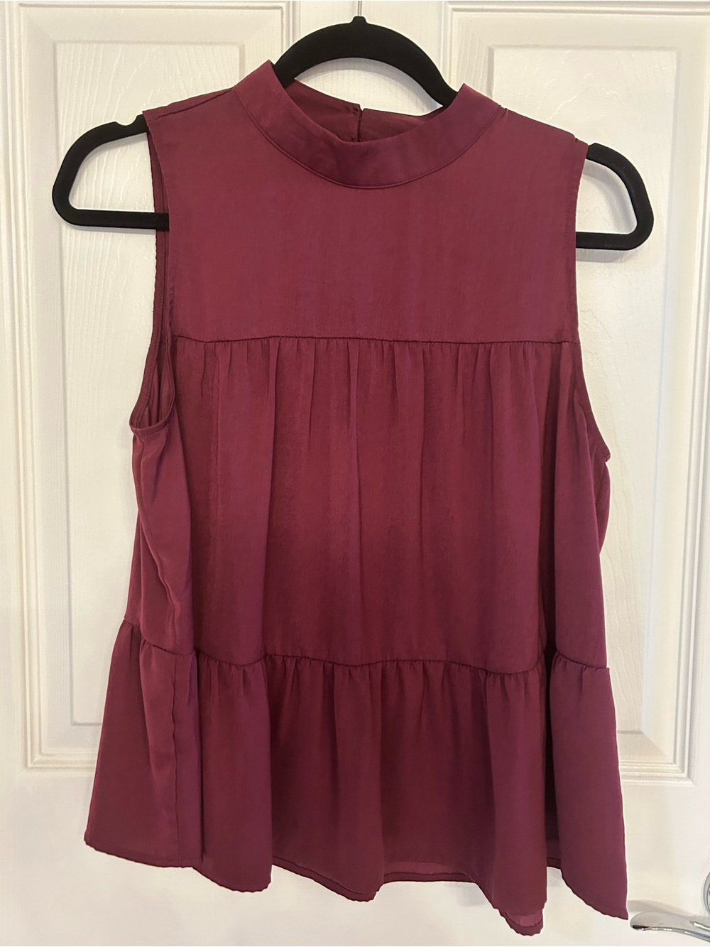 Banana Republic Sleeveless Mock Neck Peplum Camisole - Wine (Bin C1)
